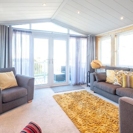 Chelsea Lodge - Aldeburgh Coastal Cottages Sizewell エクステリア 写真