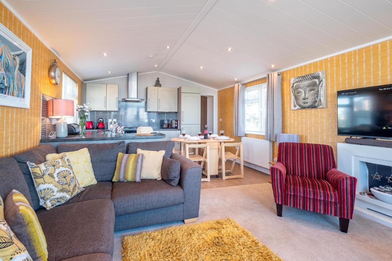 Chelsea Lodge - Aldeburgh Coastal Cottages Sizewell エクステリア 写真
