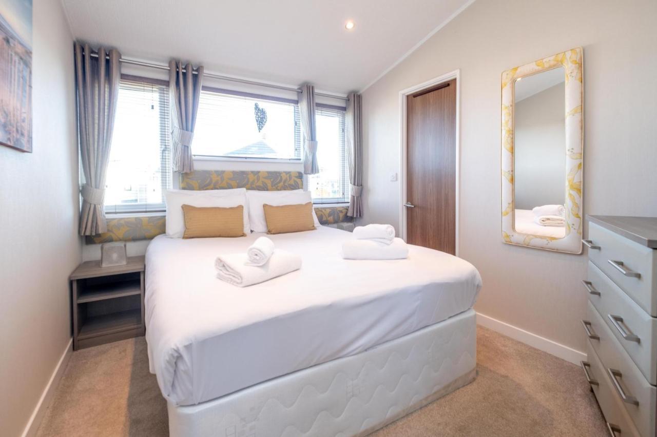 Chelsea Lodge - Aldeburgh Coastal Cottages Sizewell エクステリア 写真